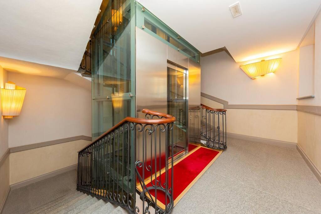 Splendido Appartamento In Piazza San Carlo トリノ エクステリア 写真