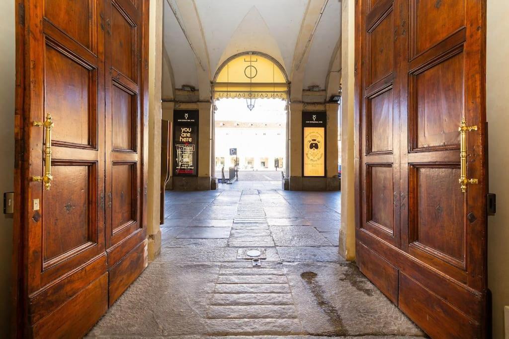 Splendido Appartamento In Piazza San Carlo トリノ エクステリア 写真